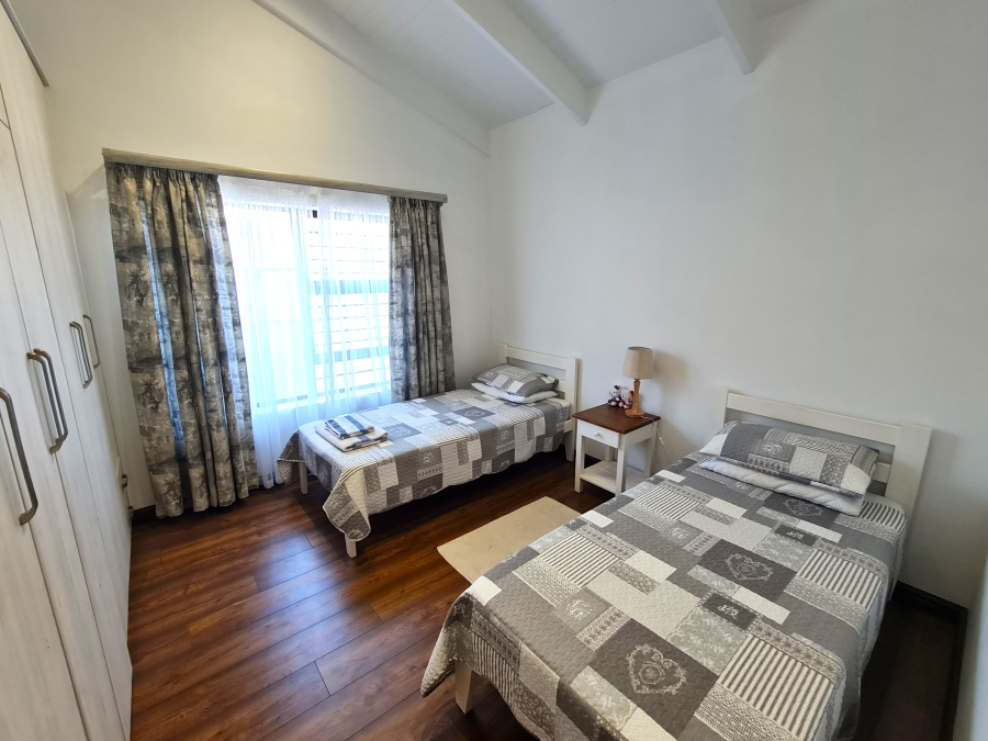 4 Bedroom Property for Sale in Noorsekloof Eastern Cape